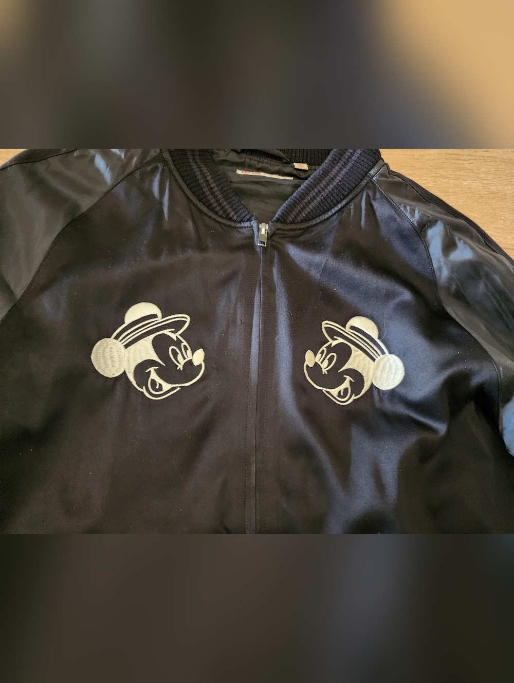 Uniqlo x Disney Sukajan Bomber Jacket Adult M Satin Mickey Mouse World Tour - Picture 4 of 9